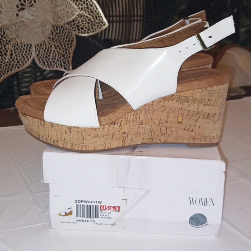 Casual Platform Criss-Cross Wedge Sandals
